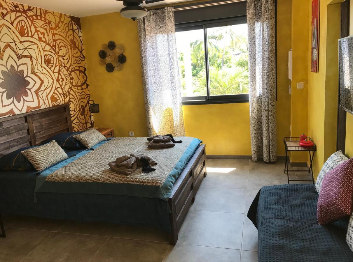 Dar Sakina Apartment แซ็ง-ปีแยร์ ภายนอก รูปภาพ