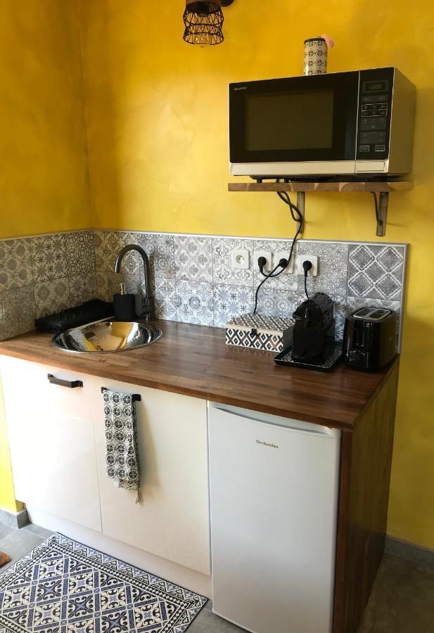 Dar Sakina Apartment แซ็ง-ปีแยร์ ภายนอก รูปภาพ