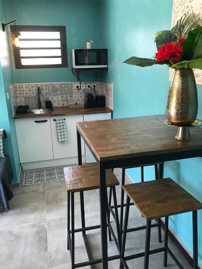 Dar Sakina Apartment แซ็ง-ปีแยร์ ภายนอก รูปภาพ